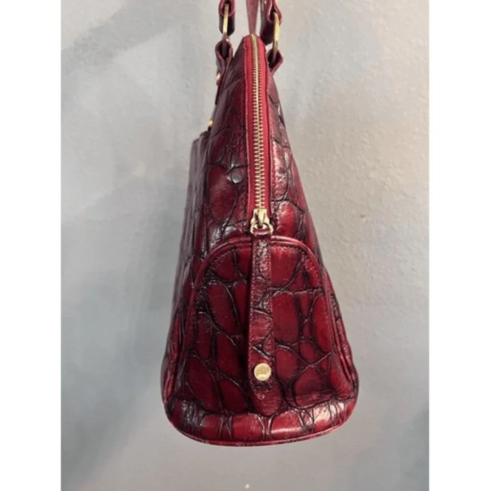 Elaine Turner Red Crocodile Embossed Leather Satchel Handbag Gold Hardware‎